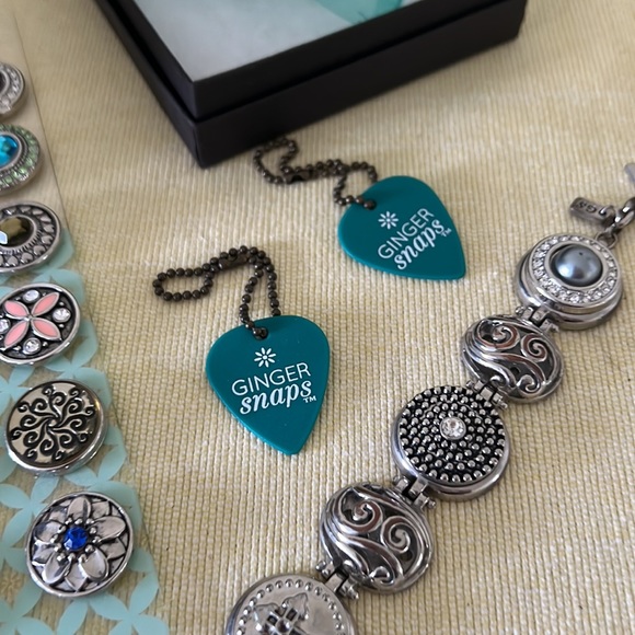 Gingersnaps - Picture 4 of 4